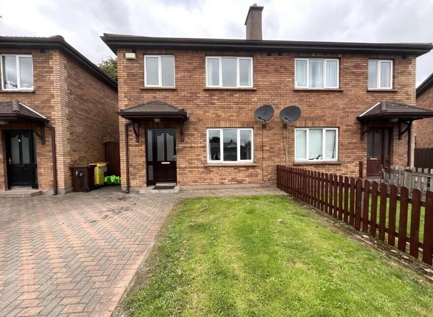 8 Orchard Court, Ballina, F26F2C3 photo