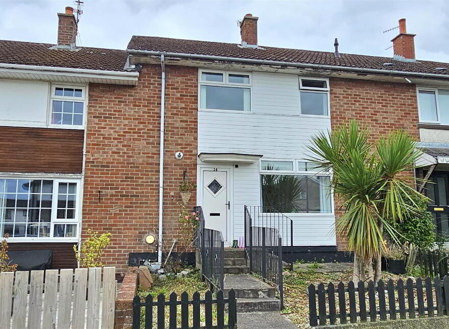 14 Faunoran Park, Greenisland, Carrickfergus, BT38 8UU photo