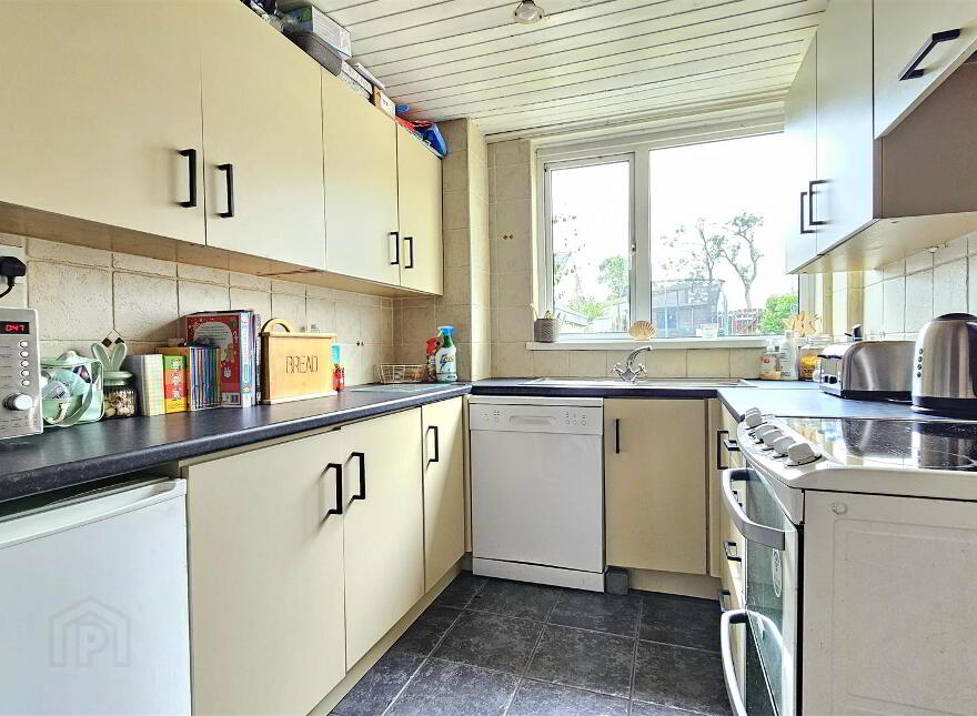 14 Faunoran Park, Greenisland, Carrickfergus, BT38 8UU