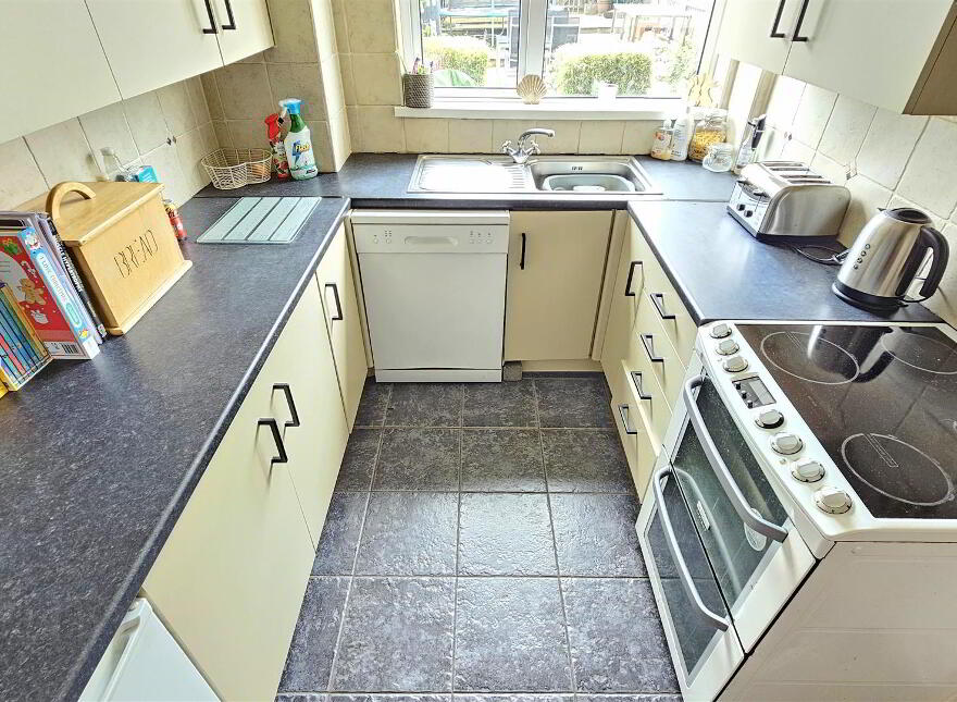 14 Faunoran Park, Greenisland, Carrickfergus, BT38 8UU