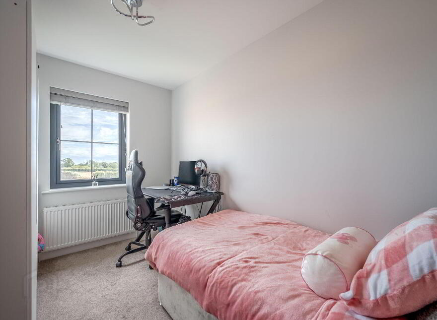 37 Rocklyn Walk, Donaghadee, BT21 0FA