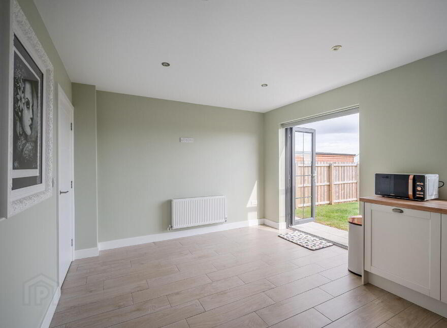 37 Rocklyn Walk, Donaghadee, BT21 0FA