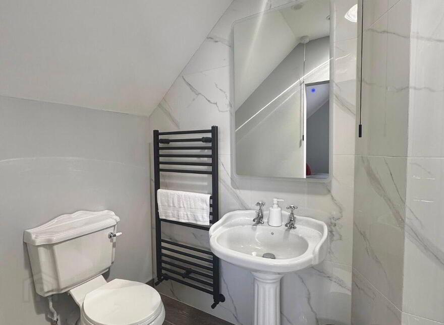 24 Magheramenagh Gardens, Portrush, BT56 8SU