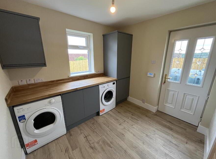47 Ardaveen Drive, Newry, BT35 8UH