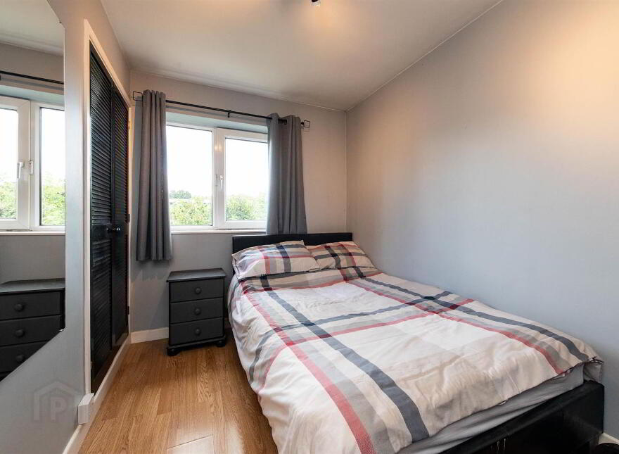 32 Hillcrest Drive, Ballynahinch, BT24 8HE