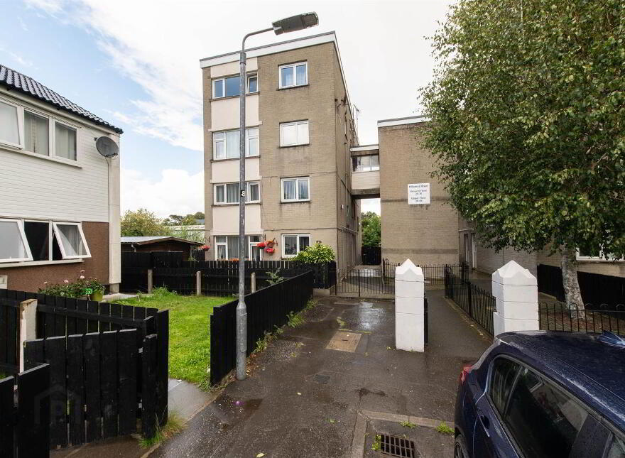 32 Hillcrest Drive, Ballynahinch, BT24 8HE