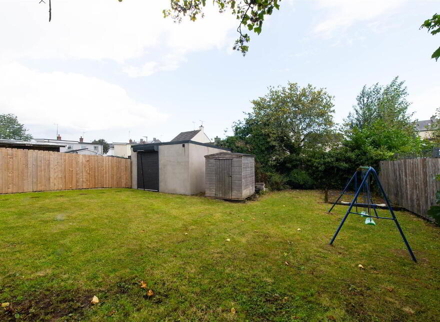 32 Hillcrest Drive, Ballynahinch, BT24 8HE