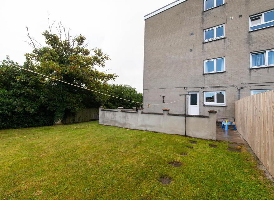 32 Hillcrest Drive, Ballynahinch, BT24 8HE