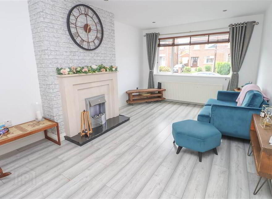 79 South Sperrin, Belfast, BT5 7HW