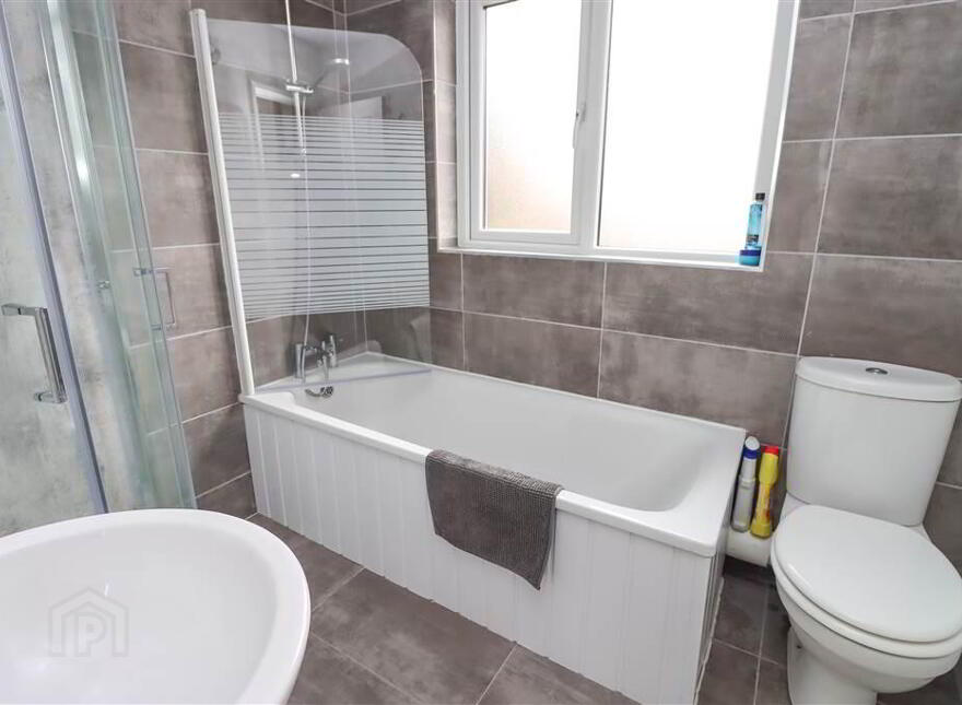 79 South Sperrin, Belfast, BT5 7HW