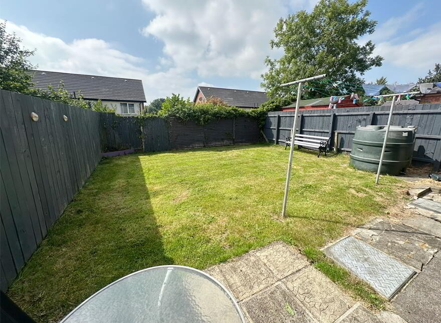 24 Rathmore Road, Newry, BT34 1LW