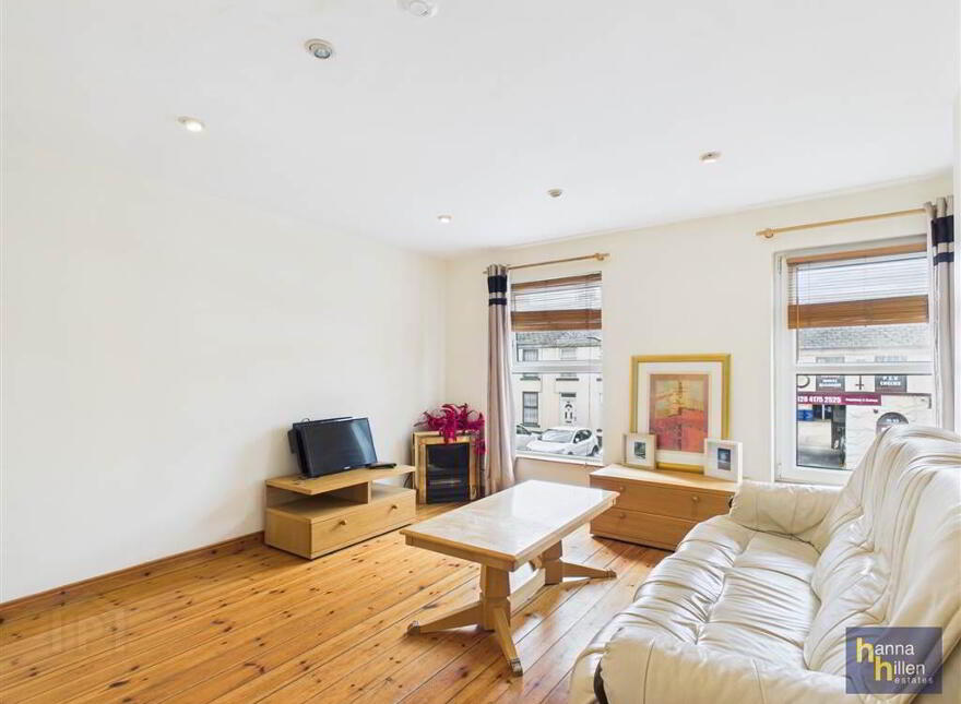 30 Charlotte Street, Warrenpoint, BT34 3LF
