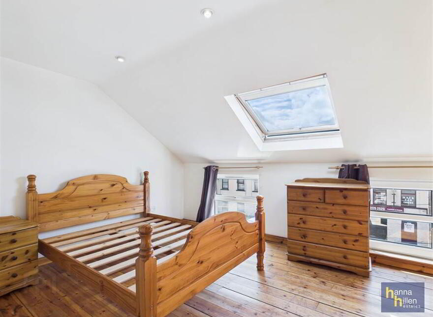 30 Charlotte Street, Warrenpoint, BT34 3LF