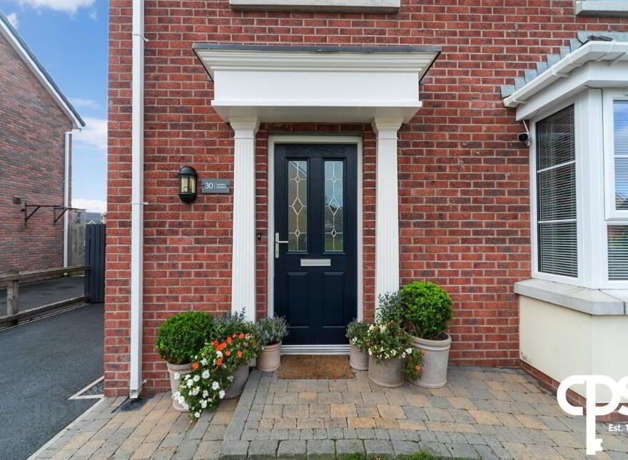 30 Ayrshire Gardens, Lisburn, BT28 2EL