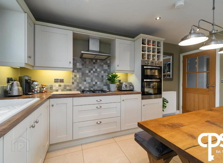 30 Ayrshire Gardens, Lisburn, BT28 2EL