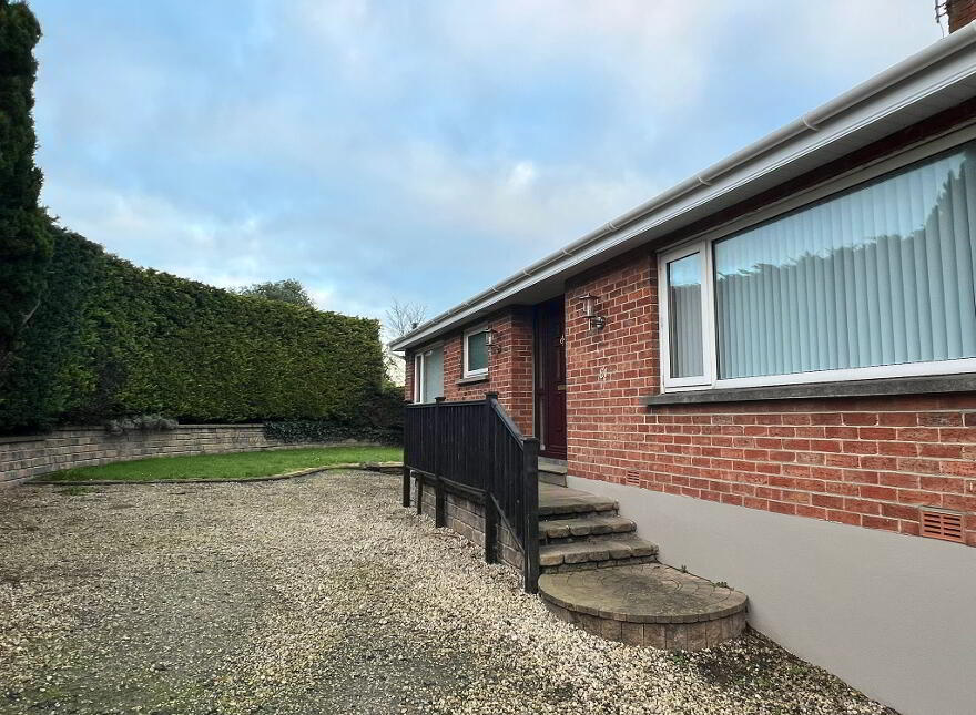 81 Seahill Road, Craigavad, Hollywood, BT18 0DW