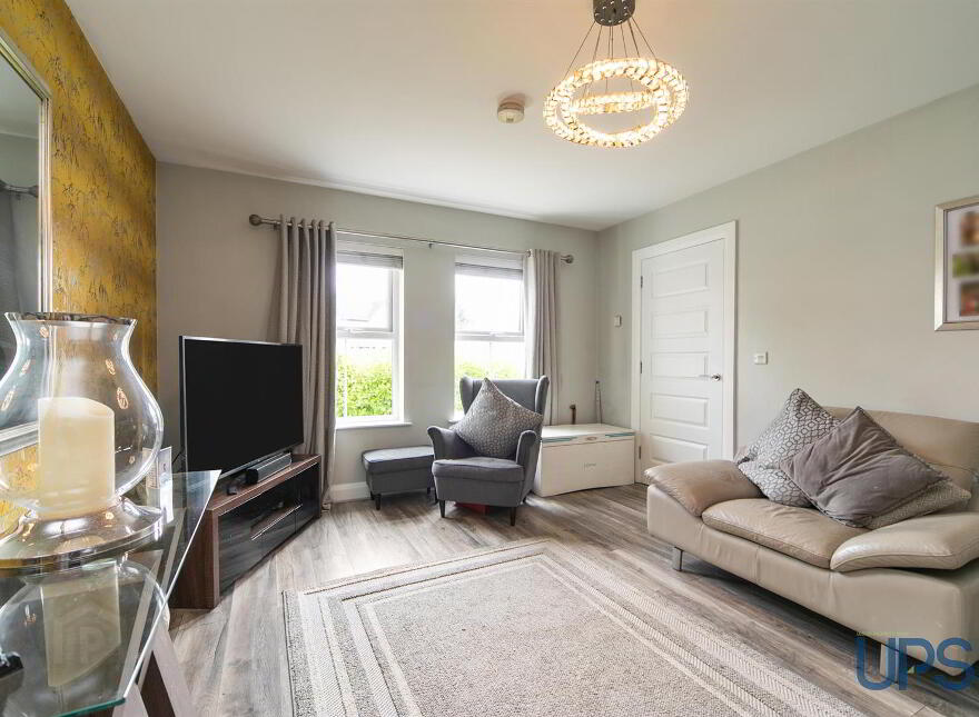 17 Huntingdon Hill, Lisburn, BT28 3GX