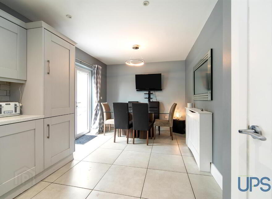 17 Huntingdon Hill, Lisburn, BT28 3GX