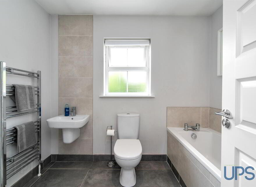 17 Huntingdon Hill, Lisburn, BT28 3GX