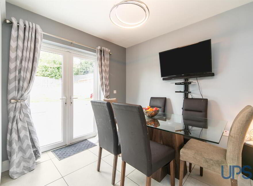 17 Huntingdon Hill, Lisburn, BT28 3GX