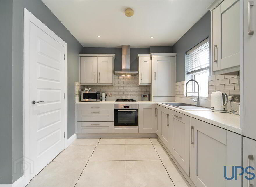 17 Huntingdon Hill, Lisburn, BT28 3GX