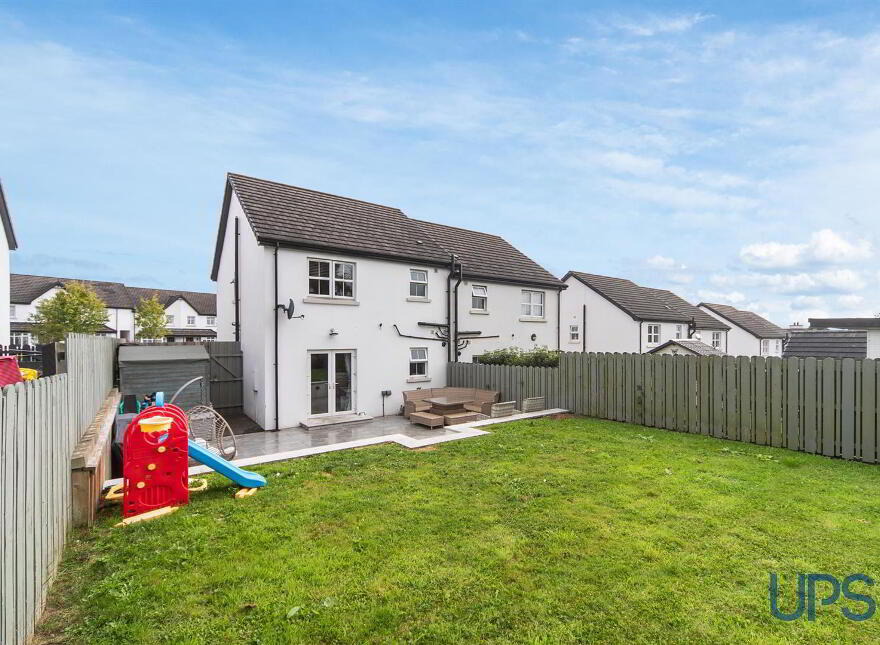 17 Huntingdon Hill, Lisburn, BT28 3GX
