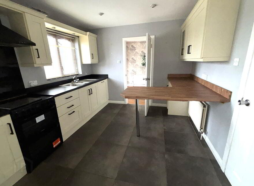 3 Kirkwood Manor, Ballymena, BT42 2HN