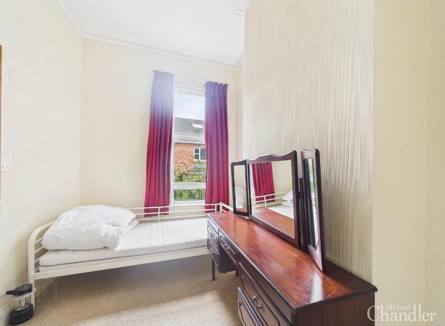 17 Agincourt Street, Belfast, BT7 1RB