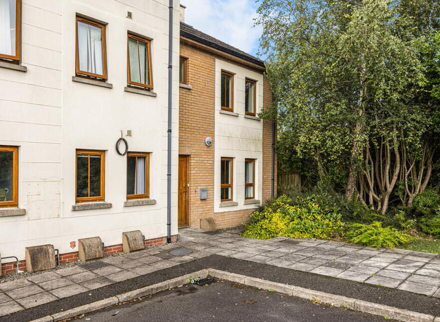 9 The Studios, 36 Derrycoole Way, Newtownabbey, BT37 9EL photo
