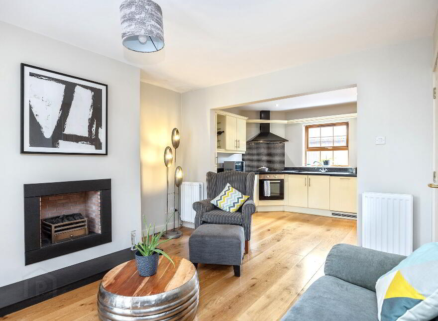 1 Mill Mews, Royal Hillsborough, BT26 6JD
