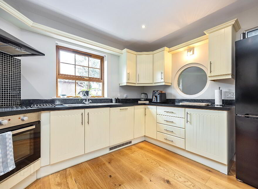 1 Mill Mews, Royal Hillsborough, BT26 6JD