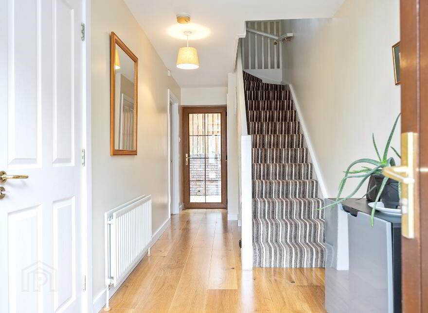 1 Mill Mews, Royal Hillsborough, BT26 6JD