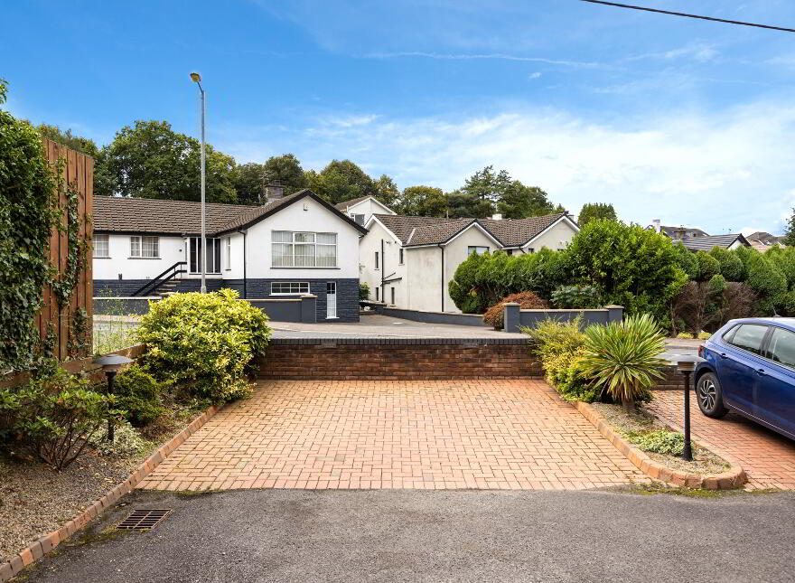 1 Mill Mews, Royal Hillsborough, BT26 6JD