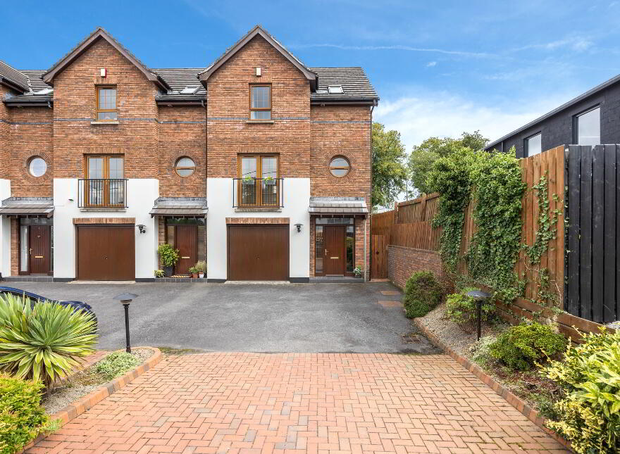 1 Mill Mews, Royal Hillsborough, BT26 6JD