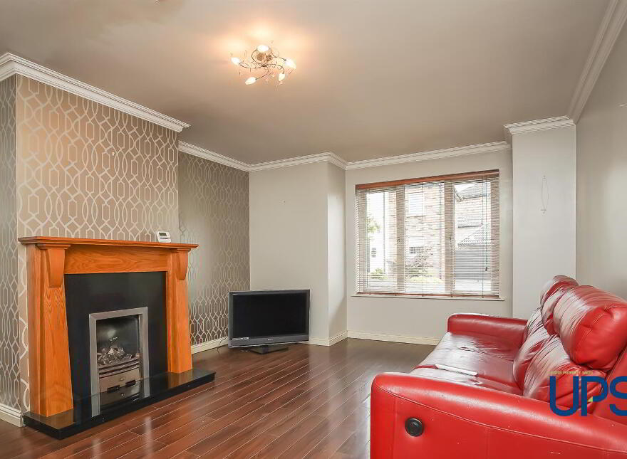 4 Lagmore View Gardens, Stewartstown Road, Dunmurry, Belfast, BT17 0FQ