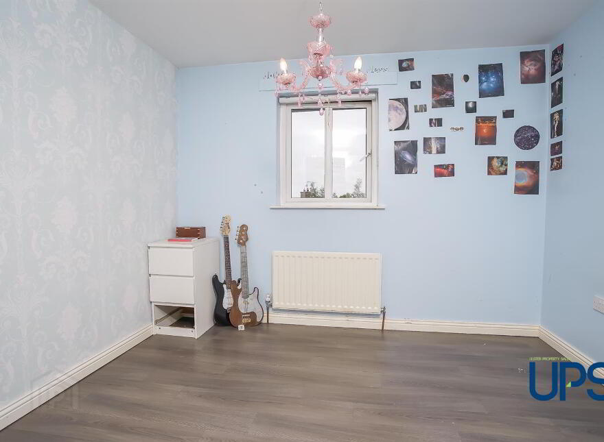 4 Lagmore View Gardens, Stewartstown Road, Dunmurry, Belfast, BT17 0FQ