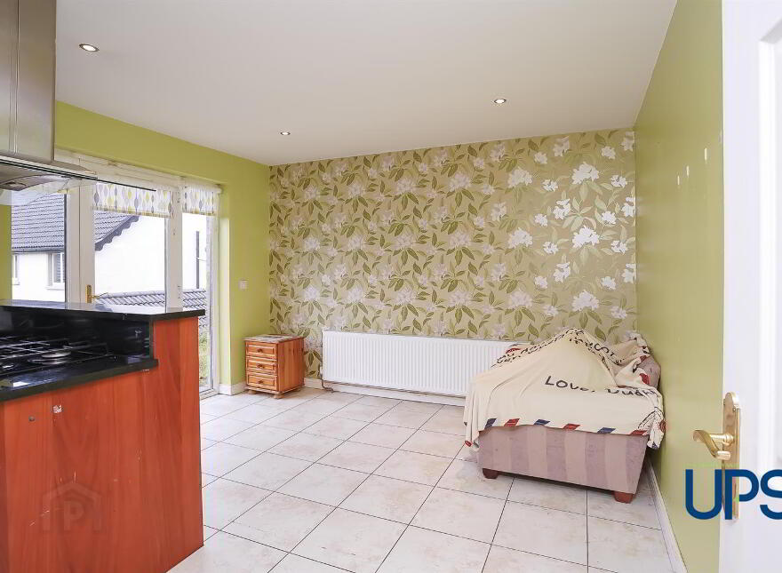 4 Lagmore View Gardens, Stewartstown Road, Dunmurry, Belfast, BT17 0FQ
