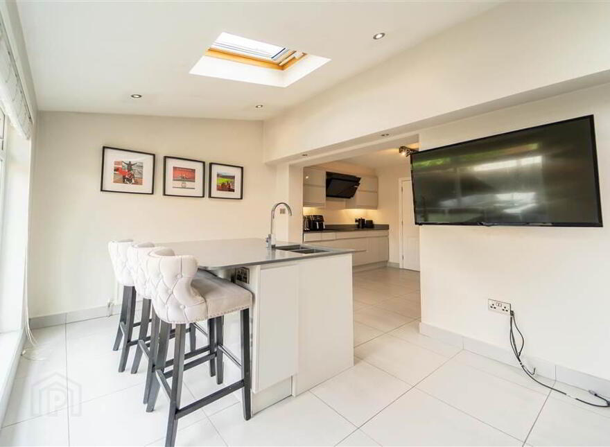 13 Woodford Grange, Bangor, BT19 6ZA
