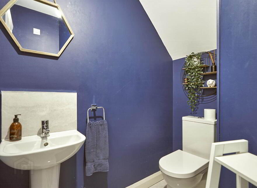 16 Ballyvarnet Lane, Bangor, BT19 1FF