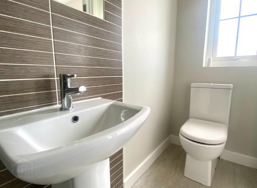 1 Rocklyn Place, Donaghadee, BT21 0FA