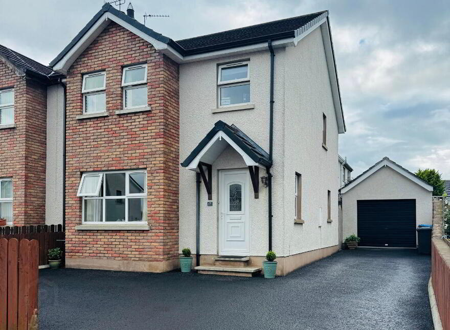 17 Berryfields Park, Off Knock Road, Ballymoney, BT53 6LH photo