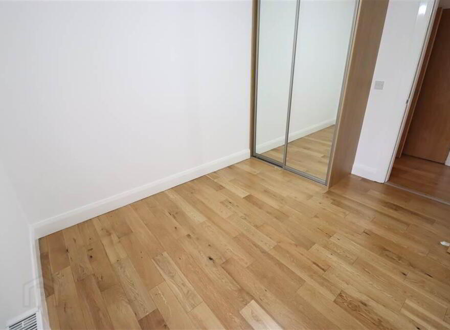 Apt 4, 58 Old Dundonald Road, Dundonald, Belfast, BT16 1XS