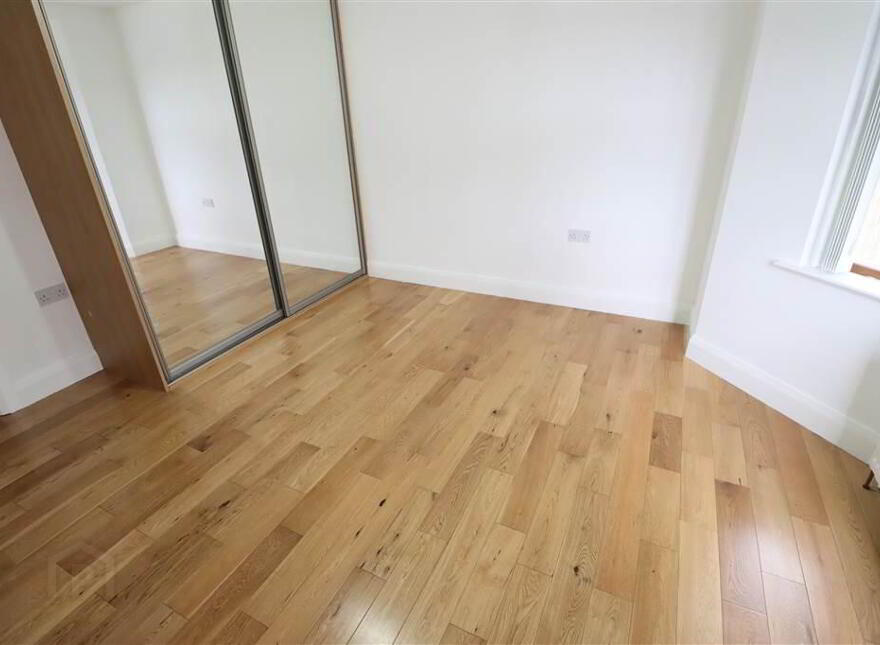 Apt 4, 58 Old Dundonald Road, Dundonald, Belfast, BT16 1XS