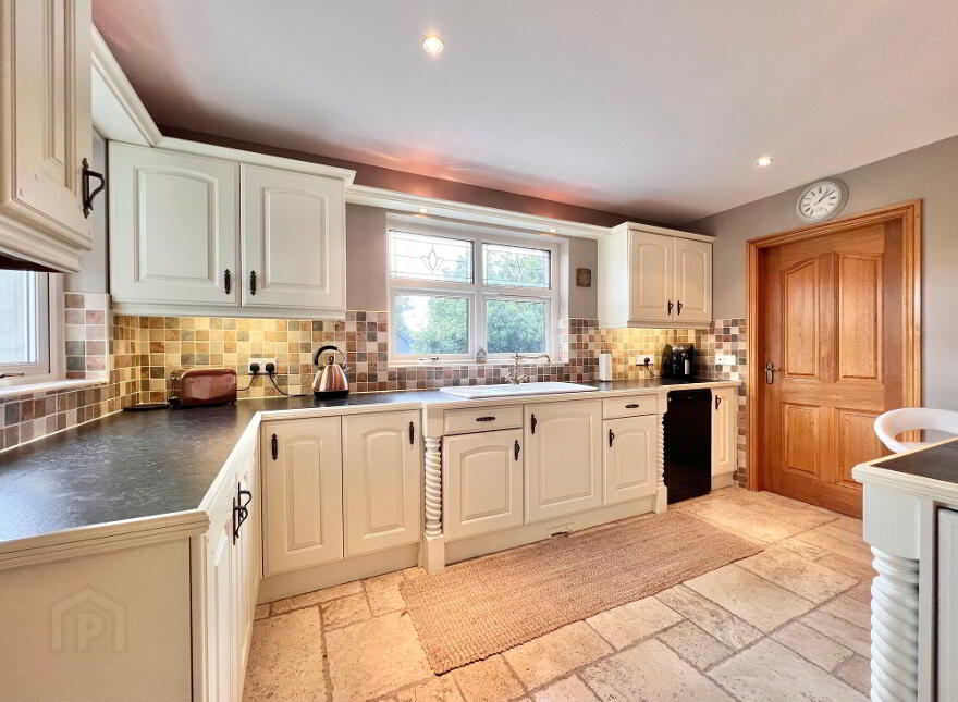 14d Blackrock Road, Randalstown, BT41 3LF