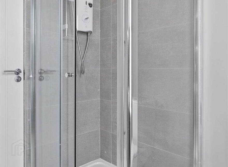 Blackrock Apartments, 46d Dhu Varren, Portrush, BT56 8EW