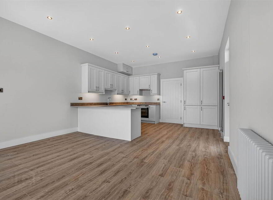 Blackrock Apartments, 46b Dhu Varren, Portrush, BT56 8EW