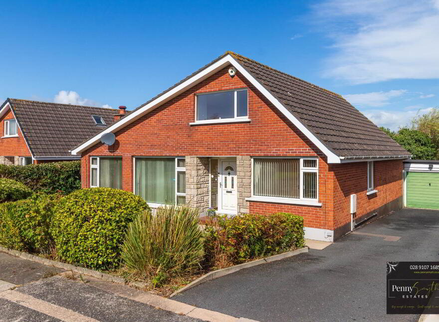 4 Silverbirch Crescent, Bangor, BT19 6EX photo