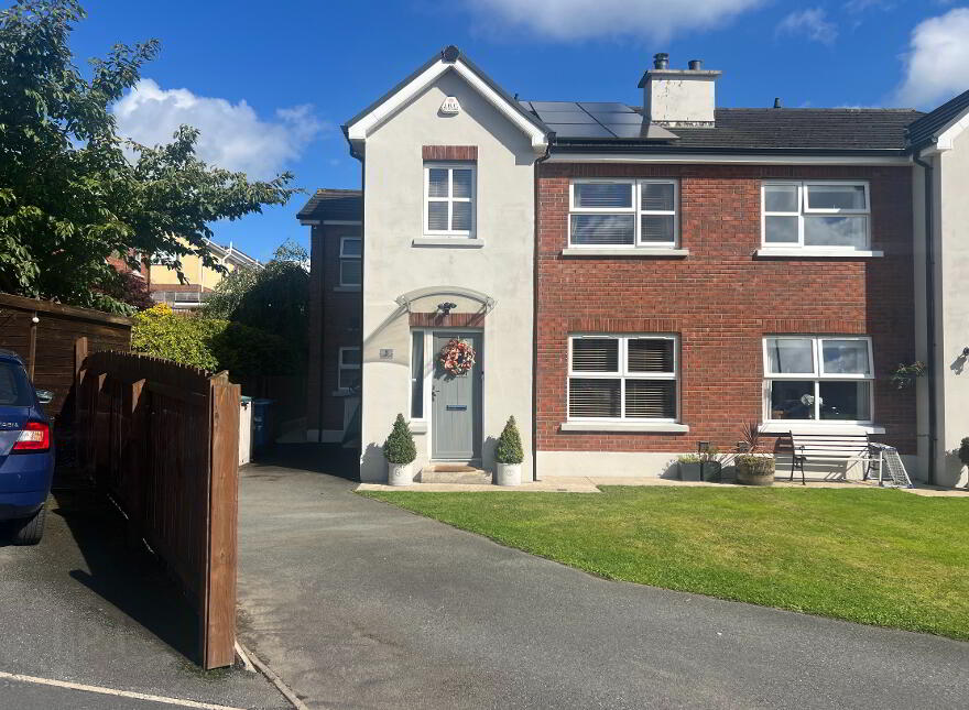 5 Lis Ard Court, Watson's Road, Newry, BT35 8WS photo