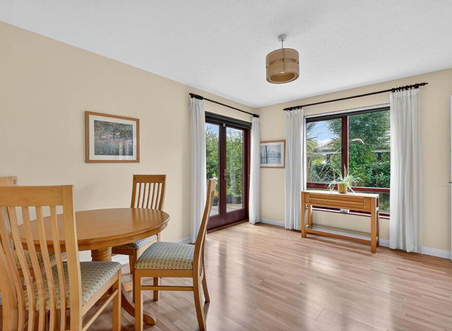 31 Old Coach Road, Belfast, BT9 5PR
