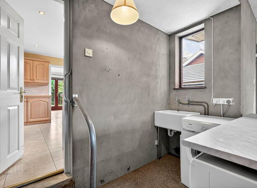 31 Old Coach Road, Belfast, BT9 5PR